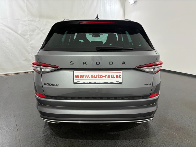 Skoda Kodiaq 2.0 TDI Sportline 4x4 DSG *AHK*LED*RFK*NAVI* — photo 6