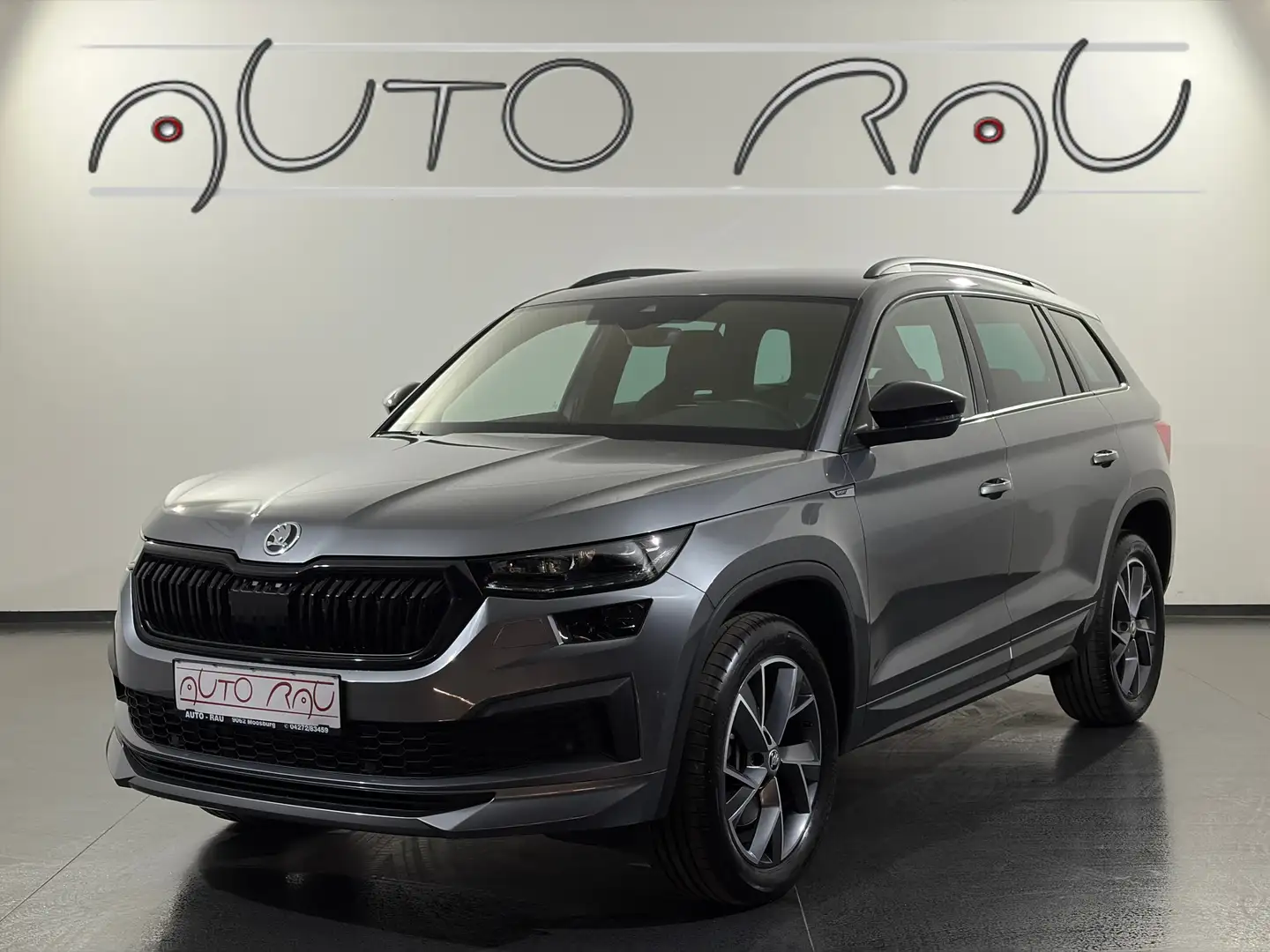 Skoda Kodiaq 2.0 TDI Sportline 4x4 DSG *AHK*LED*RFK*NAVI* Grau - 1
