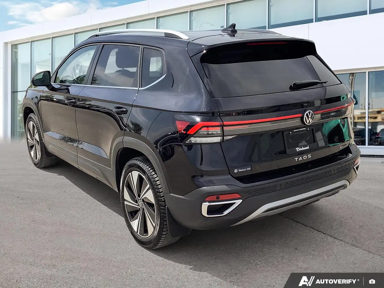 Volkswagen Taos снимка Volkswagen Taos