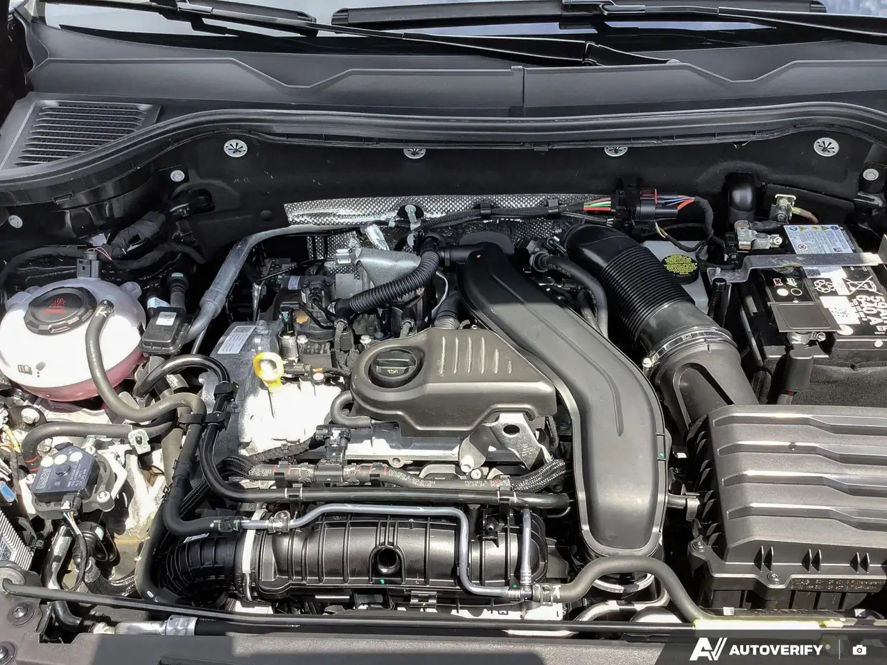 Volkswagen Taos снимка Volkswagen Taos