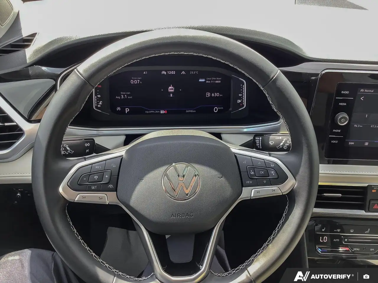 Volkswagen Taos снимка Volkswagen Taos