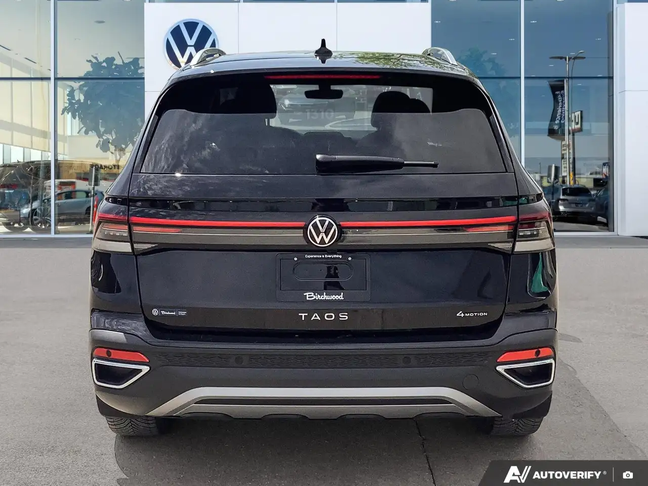 Volkswagen Taos снимка Volkswagen Taos