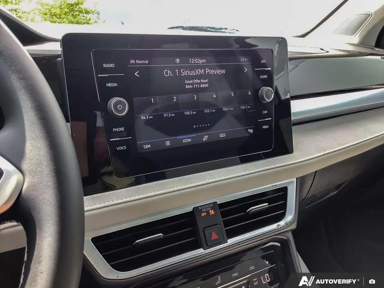 Volkswagen Taos снимка Volkswagen Taos