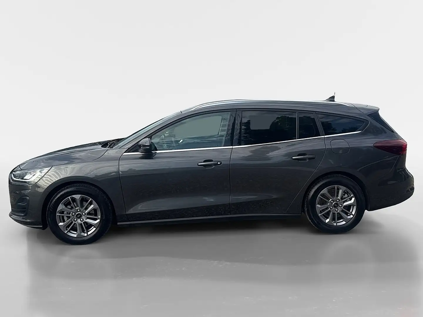 Ford Focus Turnier 1,5 EcoBlue Titanium Style Aut. Gris - 2