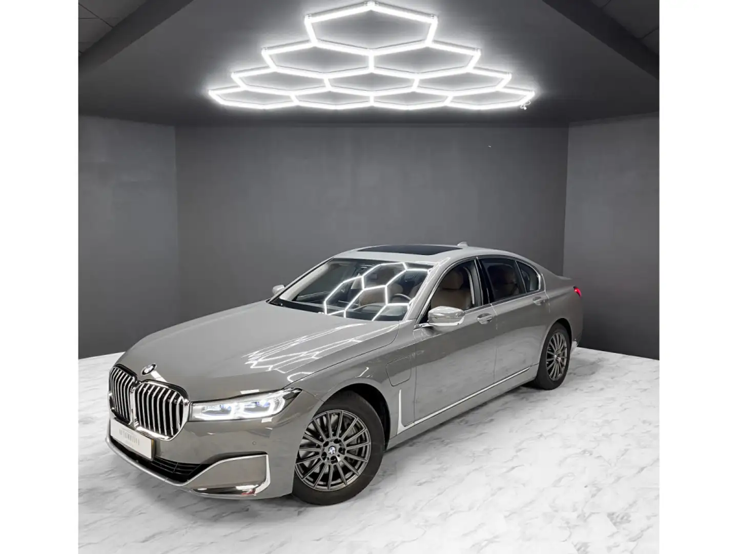 BMW 745 745e / MASSAGE / CAM 360 / SOFT CLOSE / REAR EXPER Gris - 1