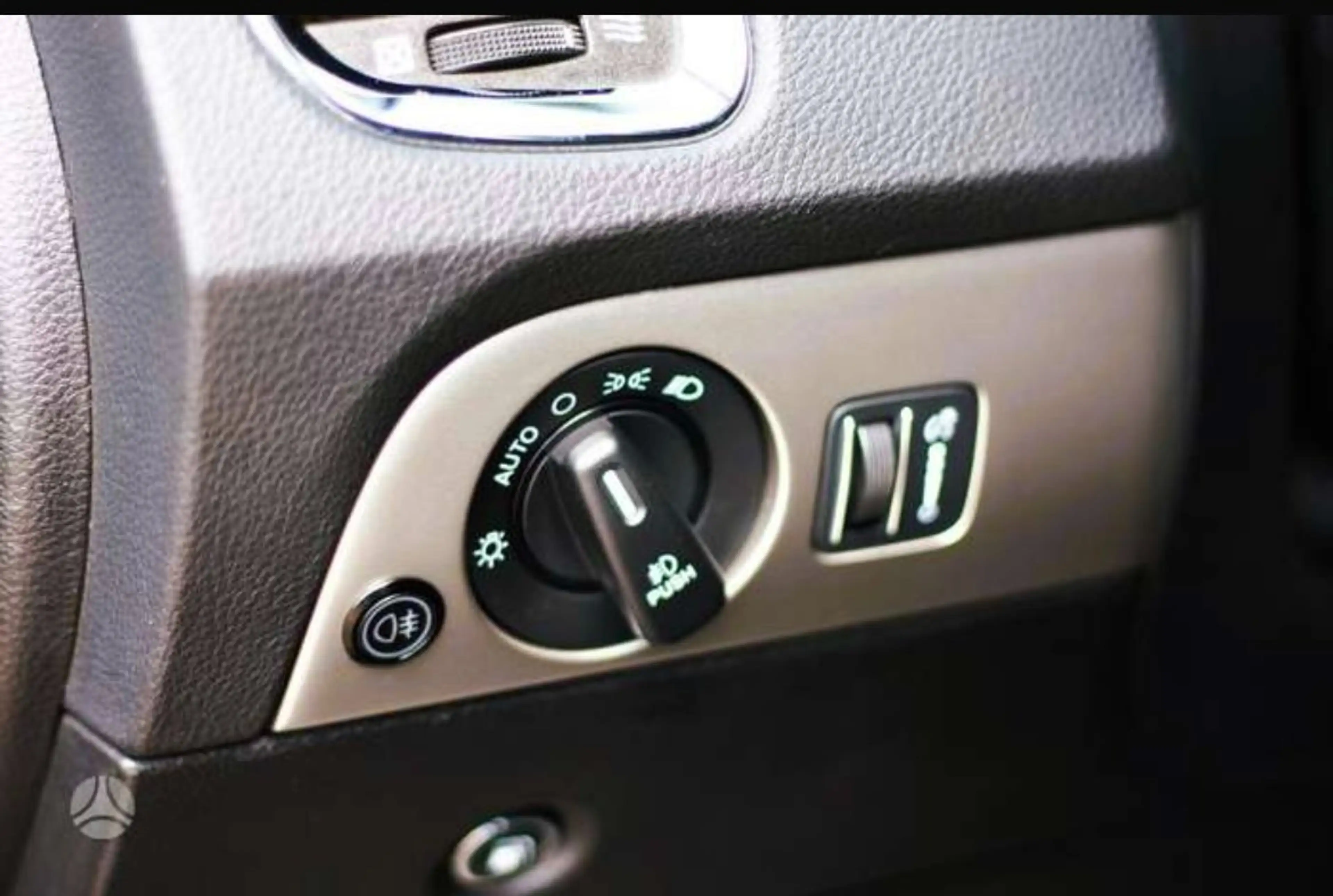 Dodge Durango SXT 3.6L V6 Leder Alu Sitzheizung Blind spot — photo 13