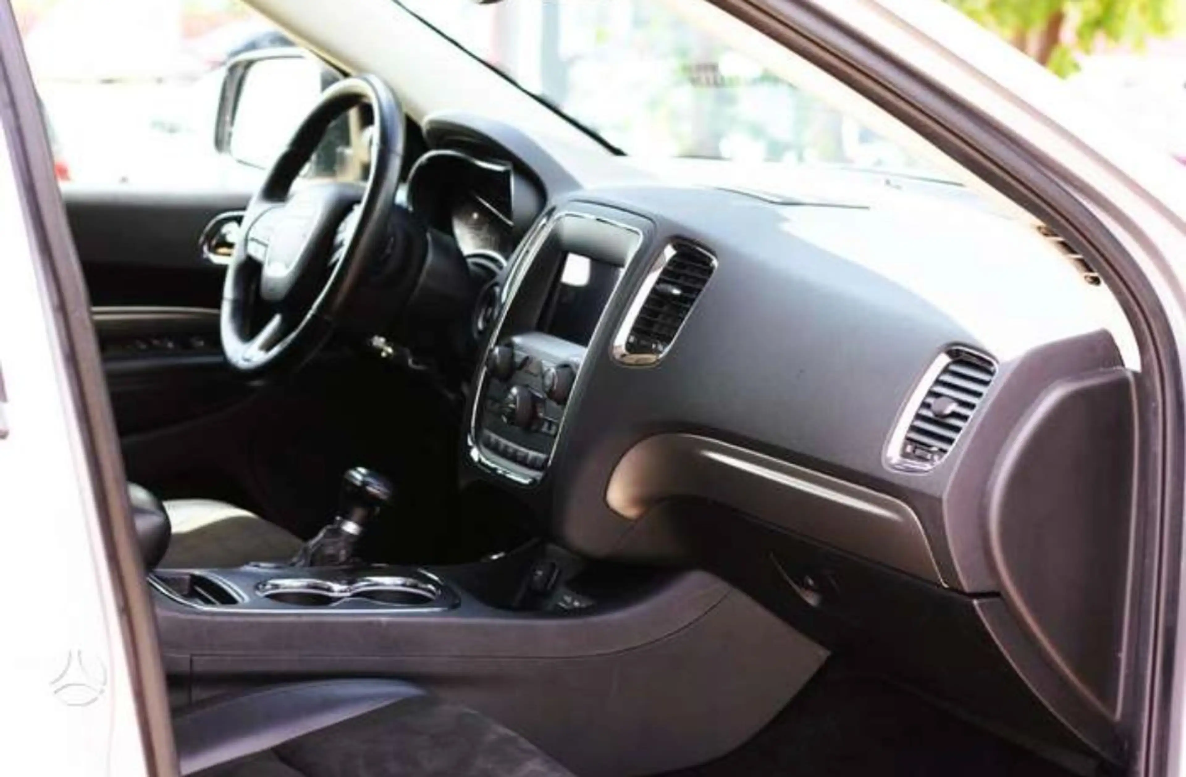 Dodge Durango SXT 3.6L V6 Leder Alu Sitzheizung Blind spot — photo 15