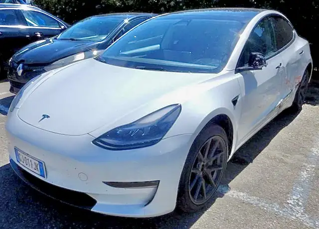 Tesla Model 3 Long Range Dual Motor awd
