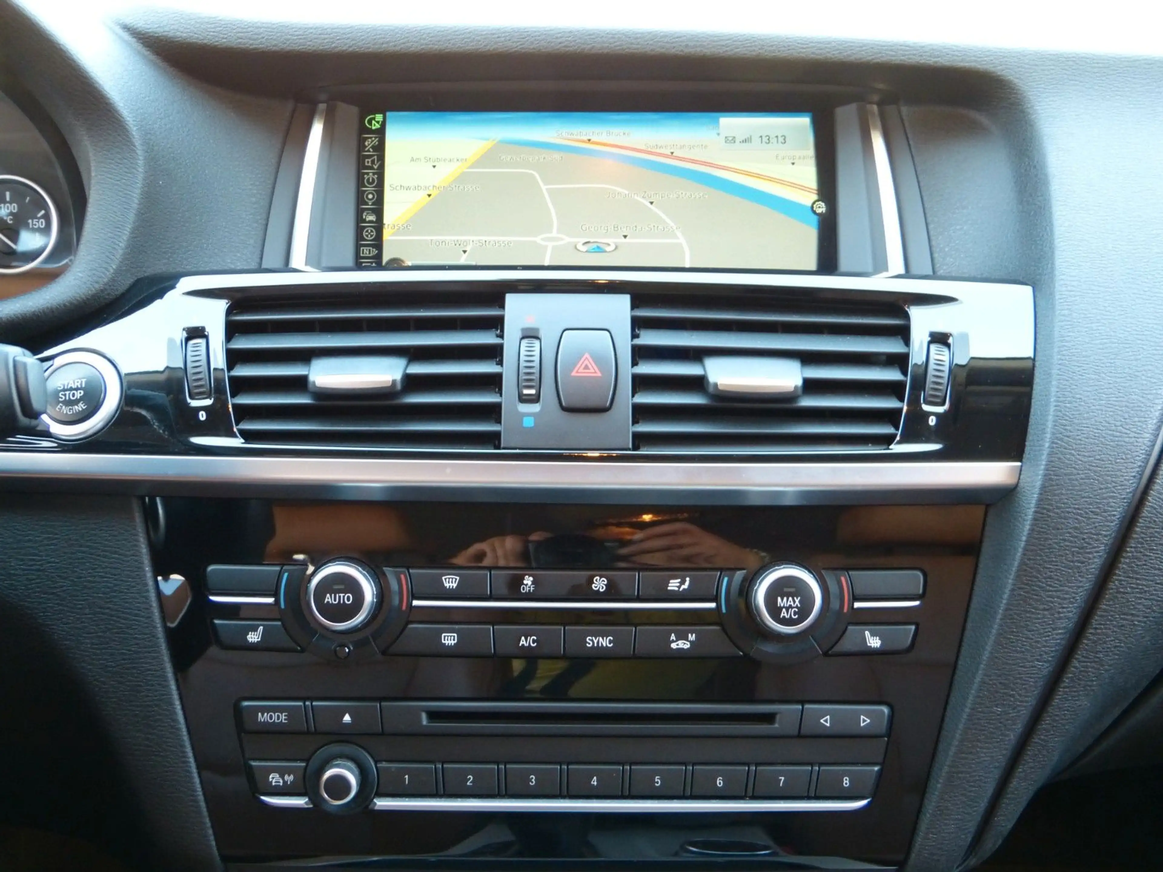 BMW X4 xDrive 20 d Navi-Prof*Xenon*Leder*SHZ*Harman* — photo 12