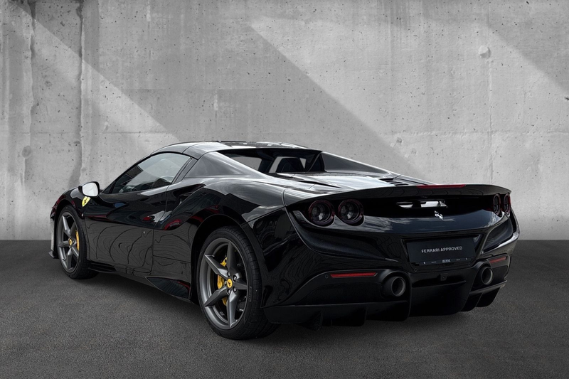 Ferrari F8 Spider Carbon*LED*Lift*Kamera*Neuwagen* — photo 7