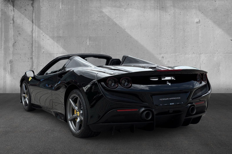 Ferrari F8 Spider Carbon*LED*Lift*Kamera*Neuwagen* — photo 6