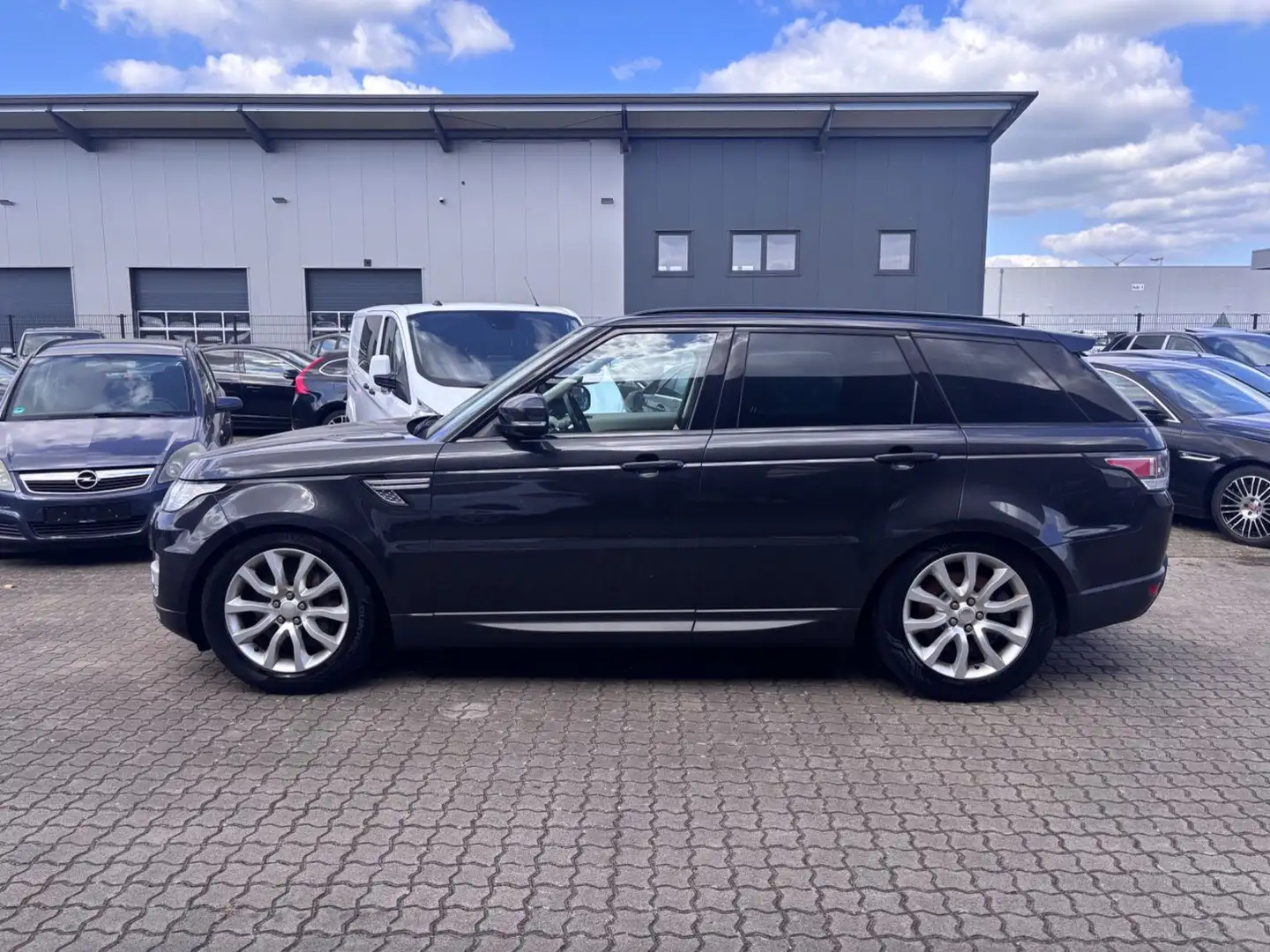 Land Rover Range Rover Sport HSE 3,0 SDV6-Xenon Leder Navi Grau - 2