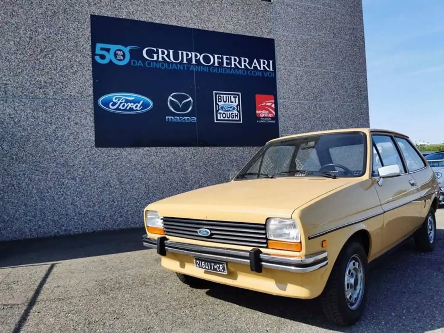 Ford Fiesta 900 L Galben - 1