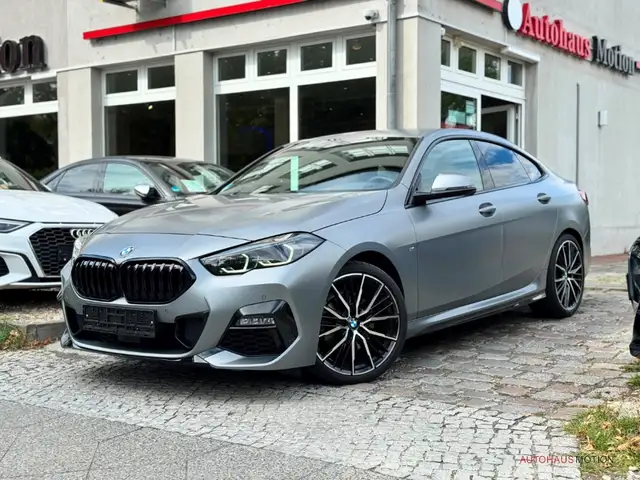 BMW 2 Series view 2