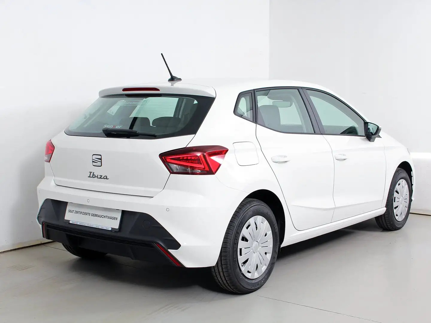 SEAT Ibiza Reference Edition 1.0 80PS Weiß - 2