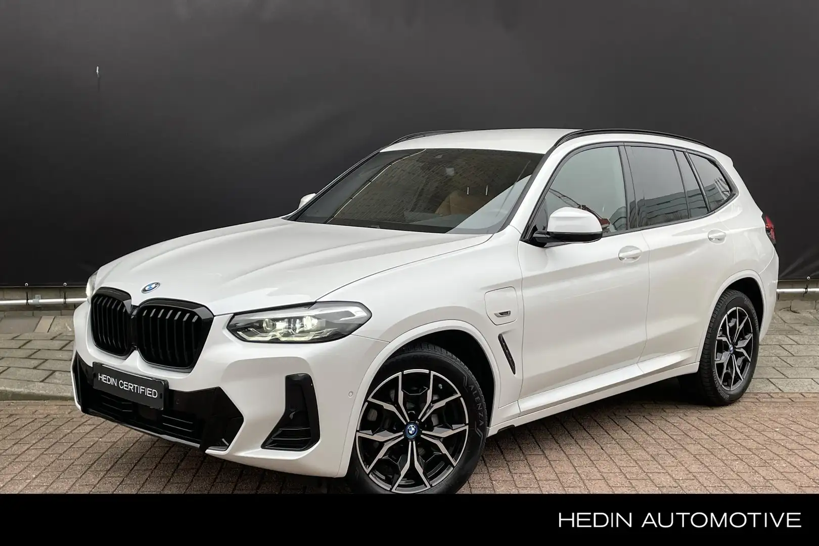 BMW X3 xDrive30e High Executive | M-pakket | Comfort Stoe Weiß - 1