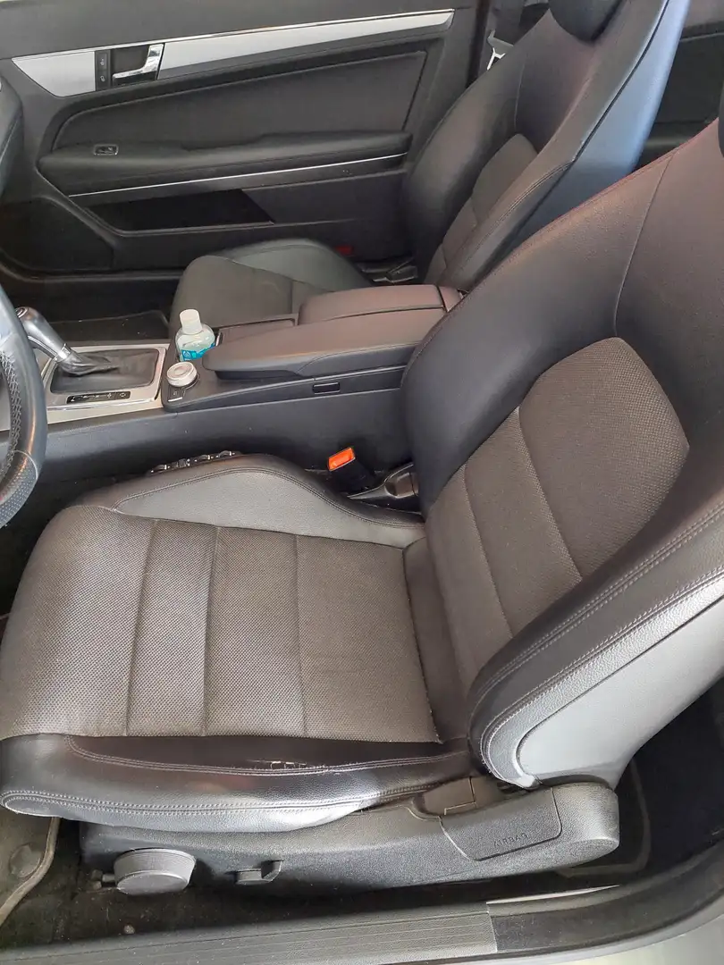 Mercedes-Benz E 200 CGI Zilver - 2