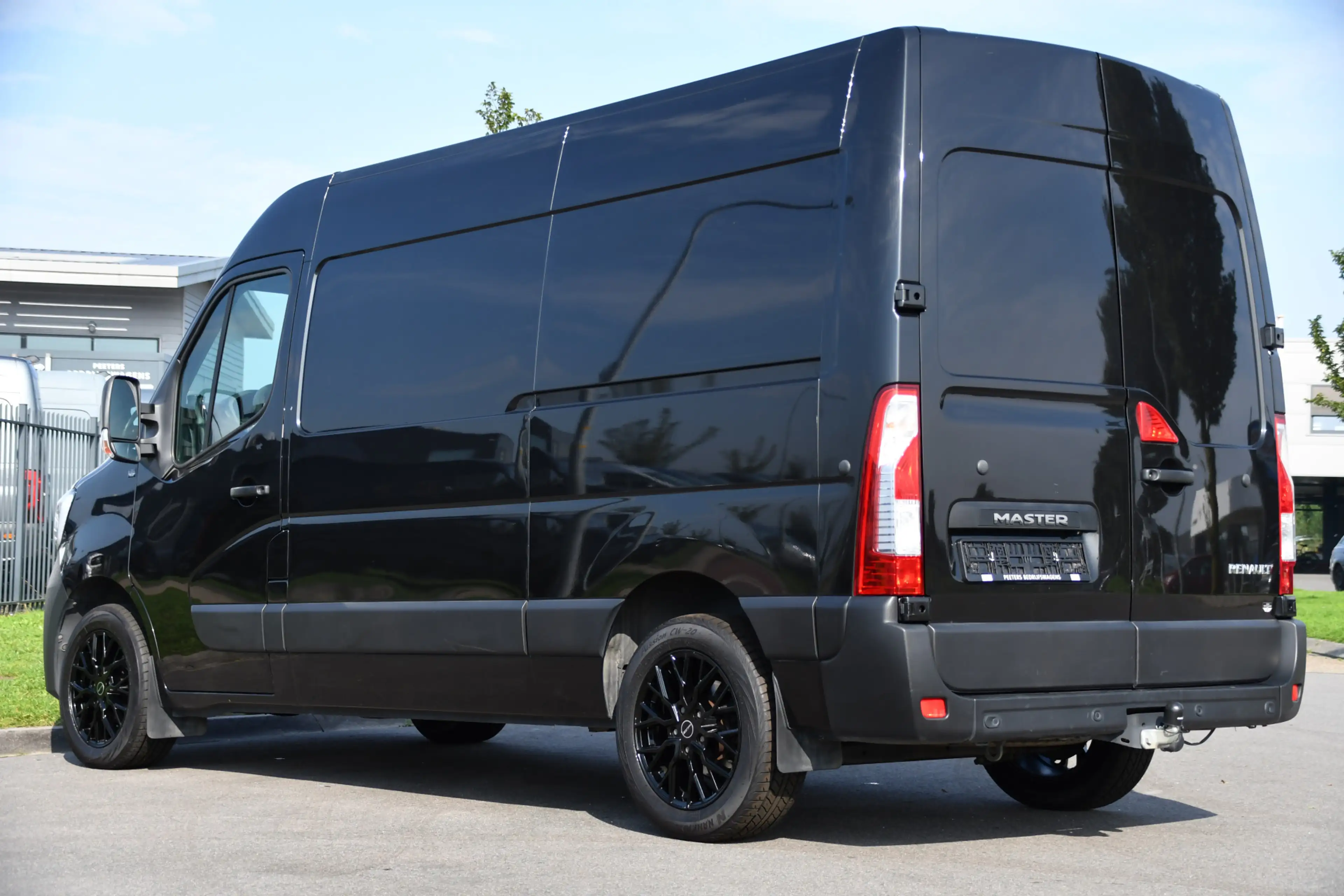 Renault Master T33 2.3 dCi 135 L2H2 Camera, Cruise, LED, Multimed — photo 3