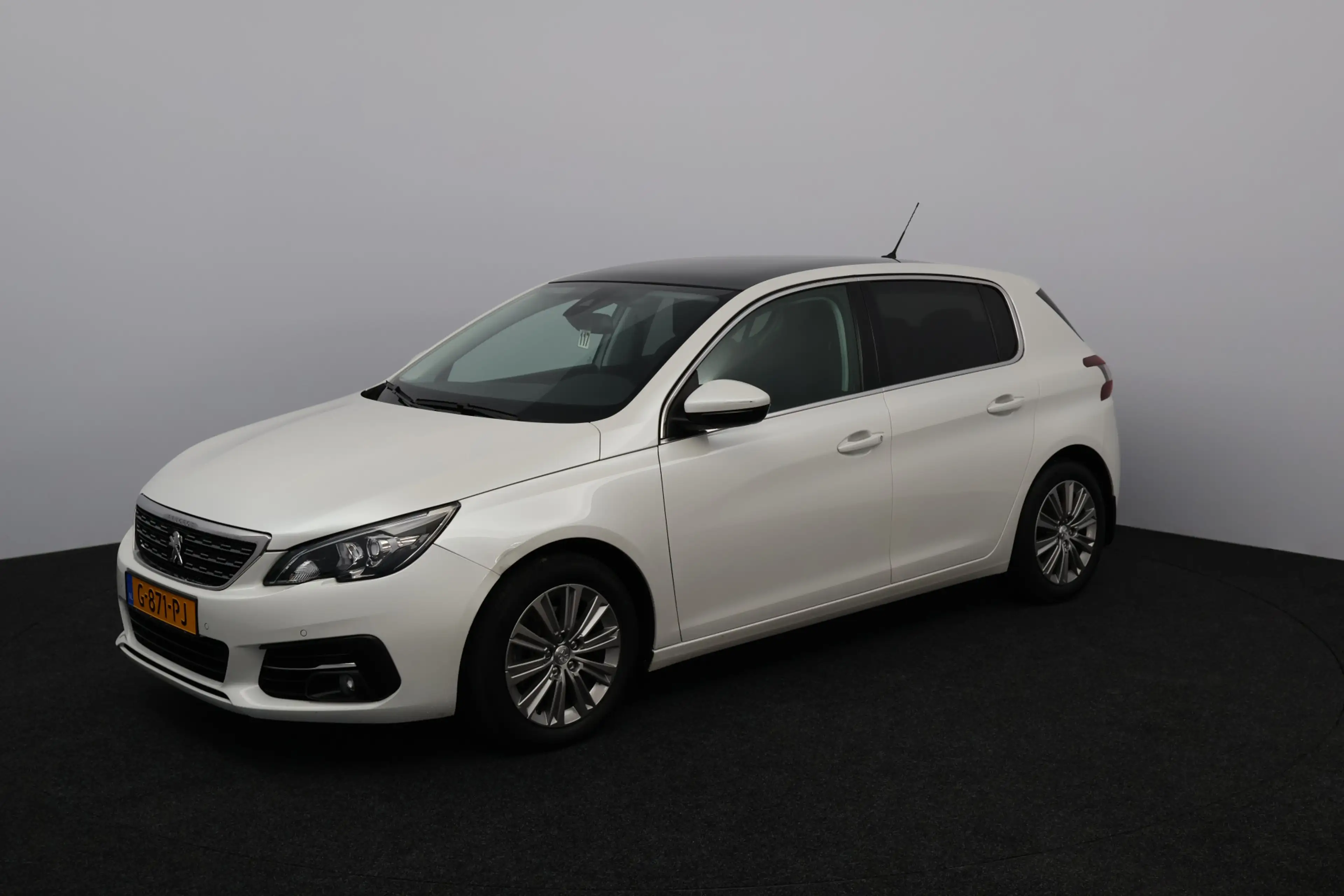 Peugeot 308 1.2 PureTech Allure /D-Riem Verv 89.000KM! /Apple — photo 6