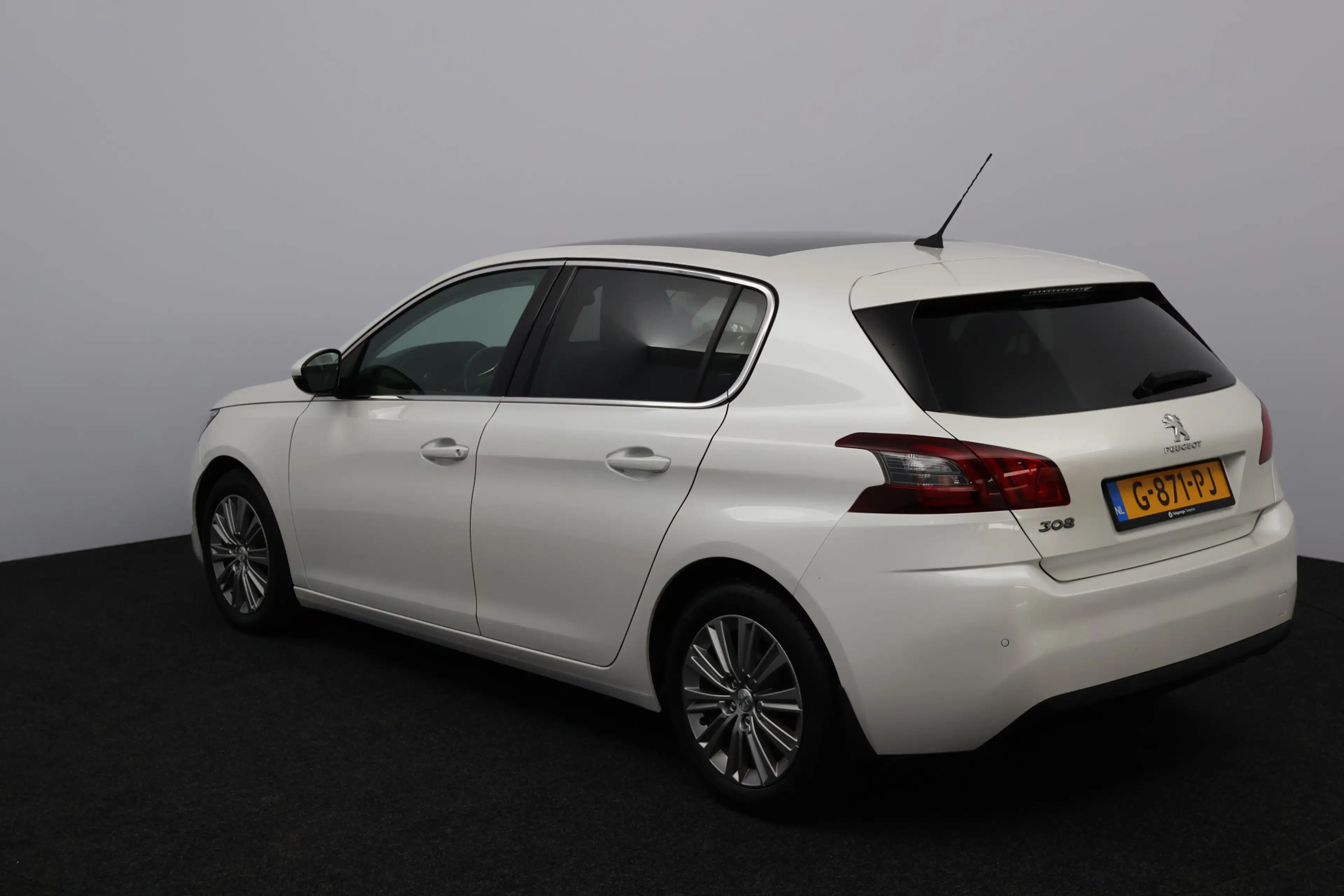 Peugeot 308 1.2 PureTech Allure /D-Riem Verv 89.000KM! /Apple — photo 2