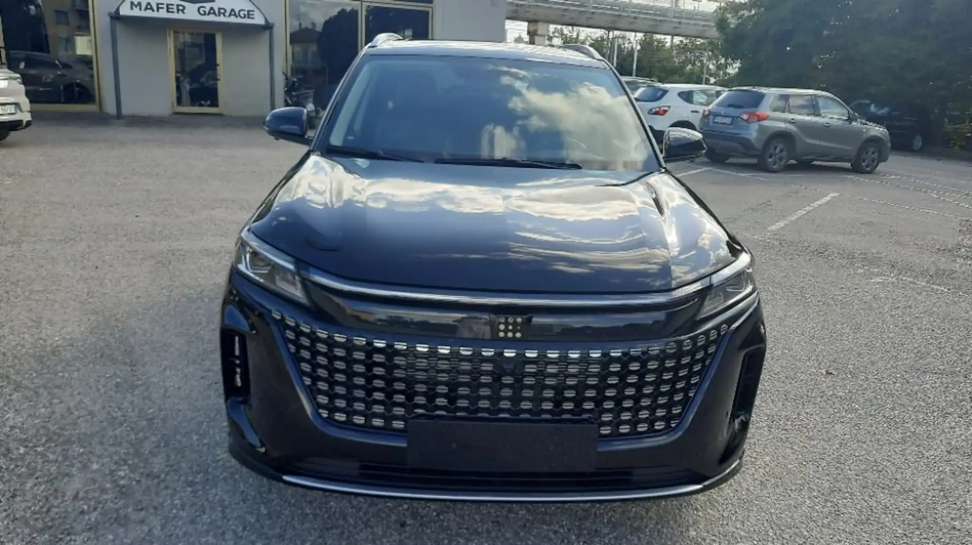 DFSK E5 E5 1.5 phev auto e-cvt Schwarz - 1