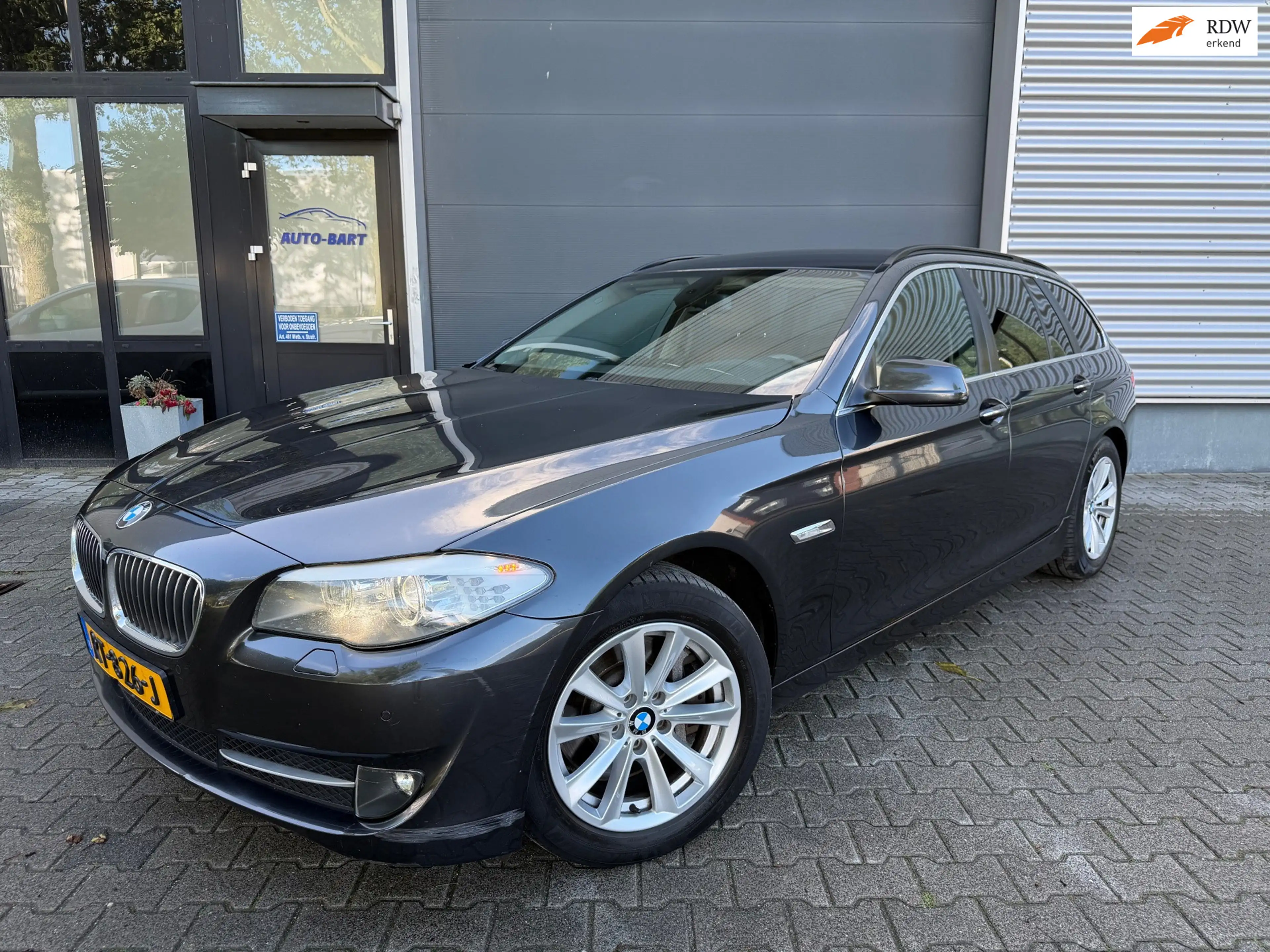 BMW 530 5-serie Touring 530D Executive|Leder|xenon|automaa