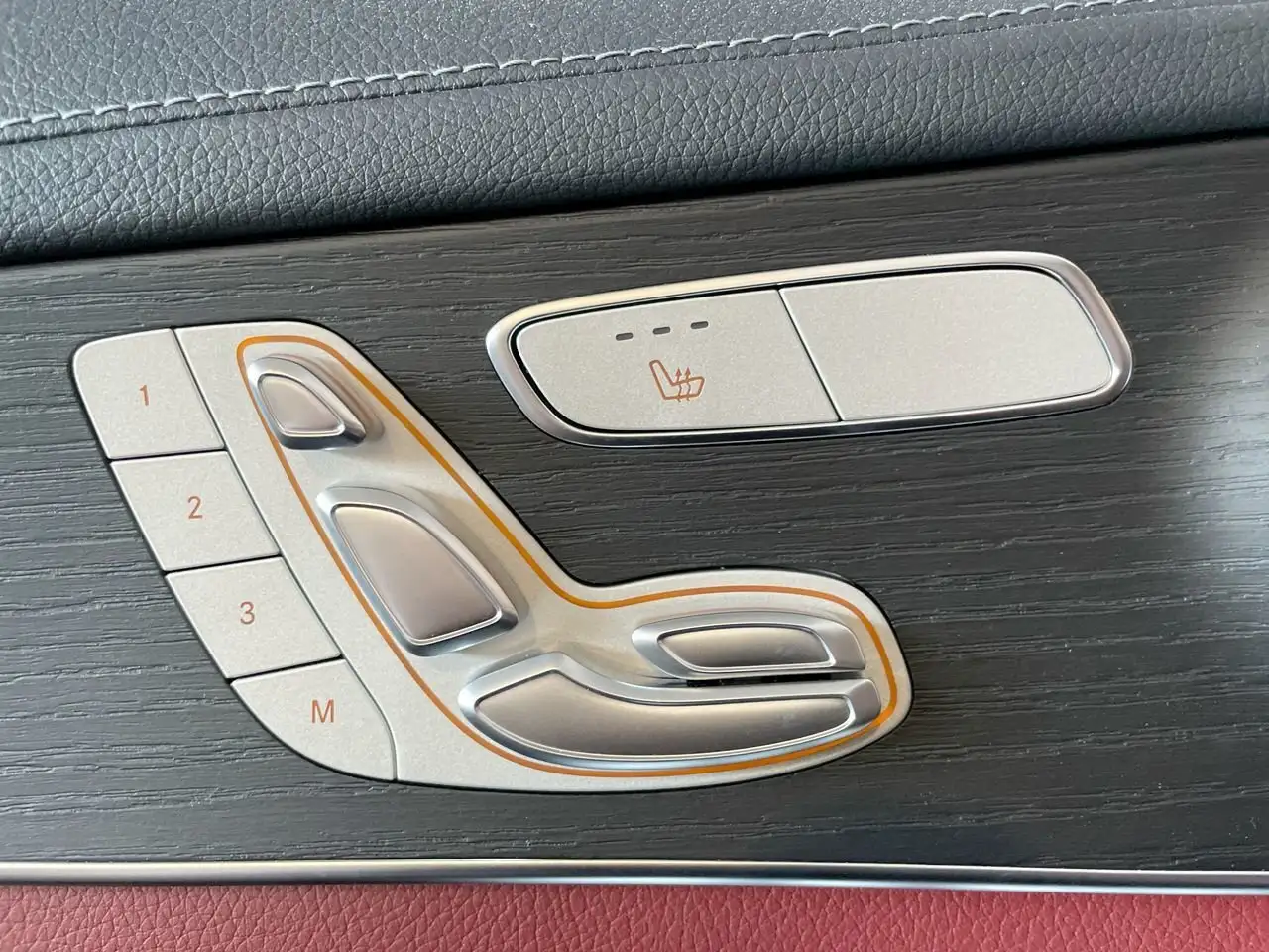 Mercedes-Benz GLC снимка Mercedes-Benz GLC