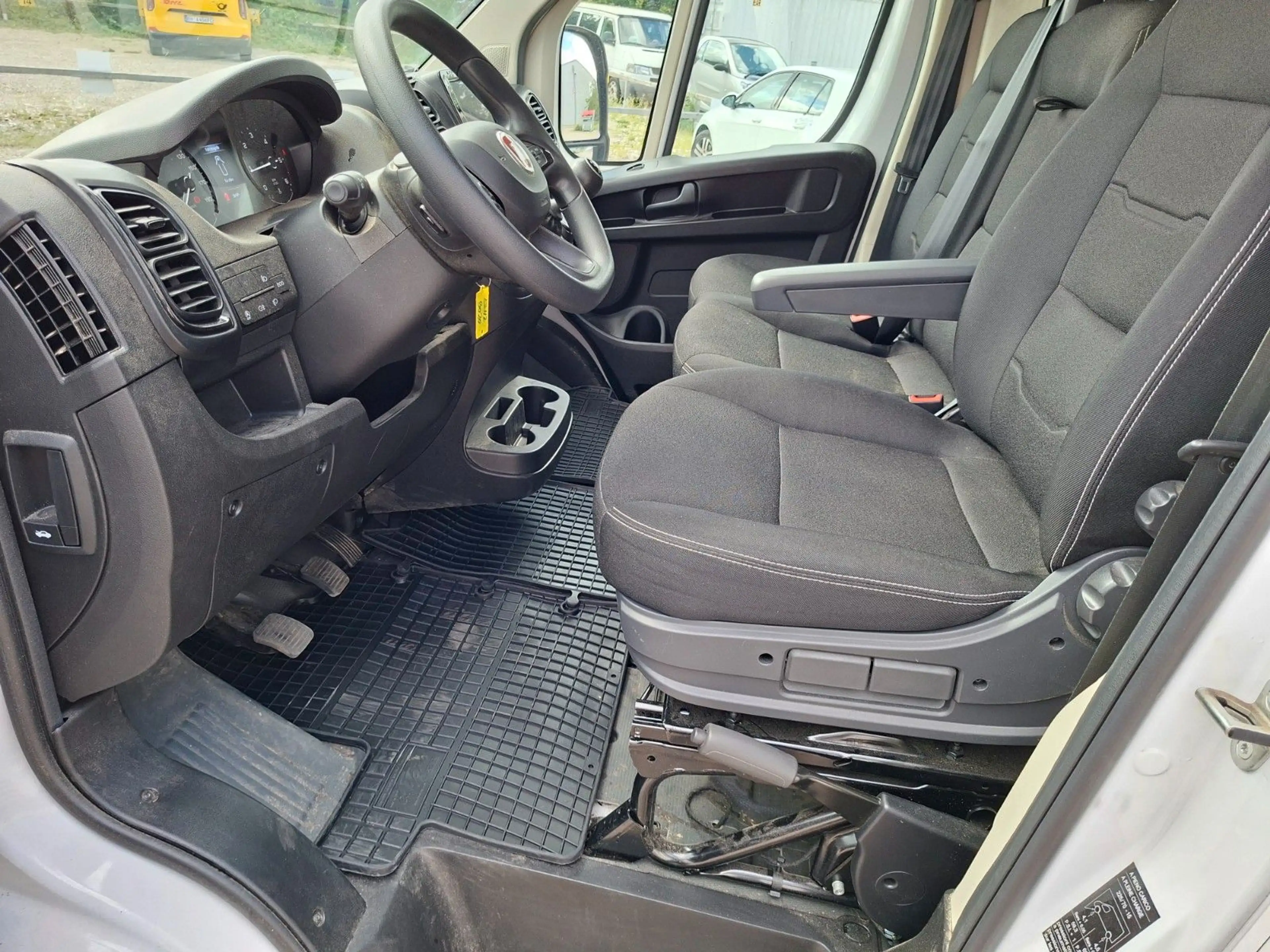Fiat Ducato 35 L2H2 140 , Top-Zustand ! — photo 11