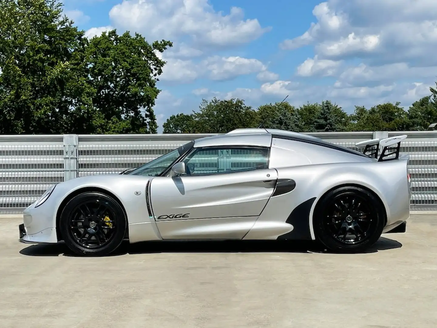 Lotus Exige - 1