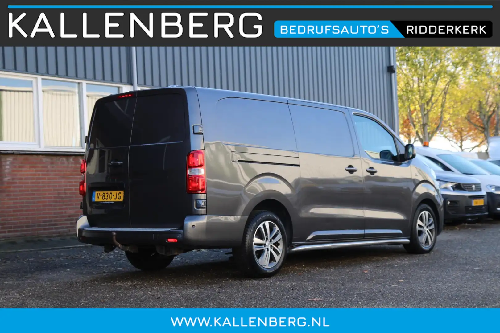 Peugeot Expert 2.0 BlueHDI 180PK Automaat Premium / Trekhaak / Al Grijs - 2