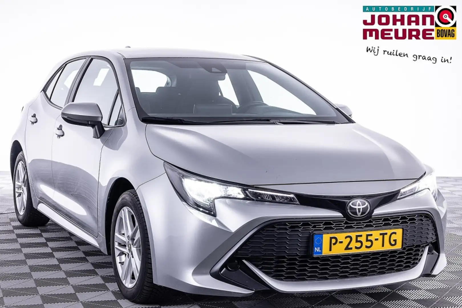 Toyota Corolla 1.2 Turbo Active | NAVI ✅ 1e Eigenaar Grijs - 1