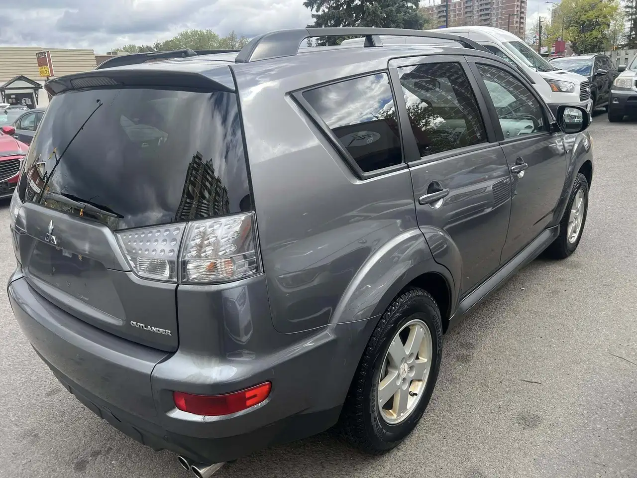 Mitsubishi Outlander снимка Mitsubishi Outlander