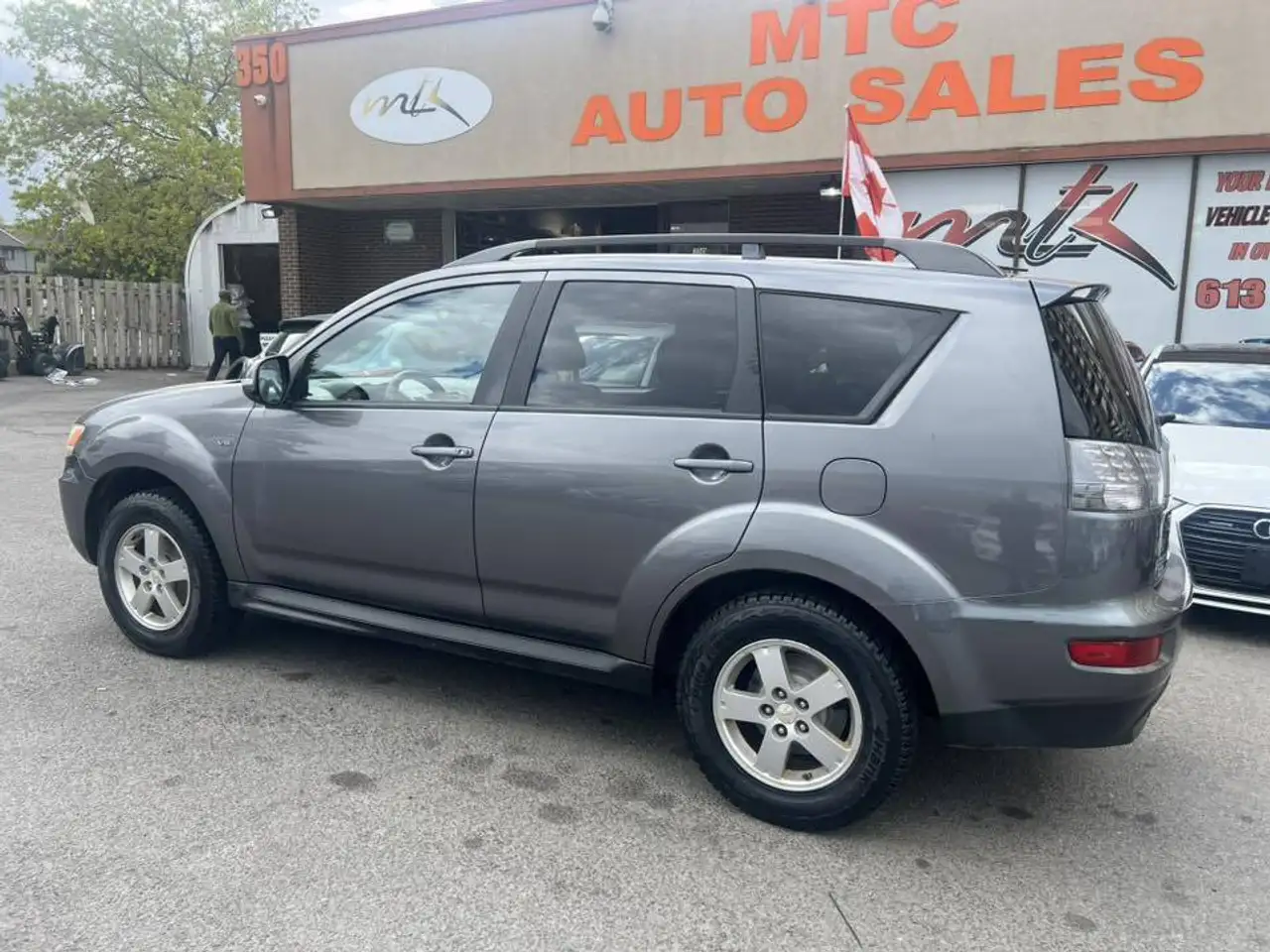 Mitsubishi Outlander снимка Mitsubishi Outlander