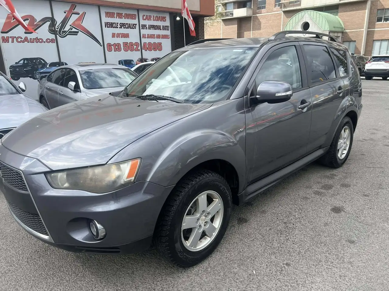 Mitsubishi Outlander снимка Mitsubishi Outlander