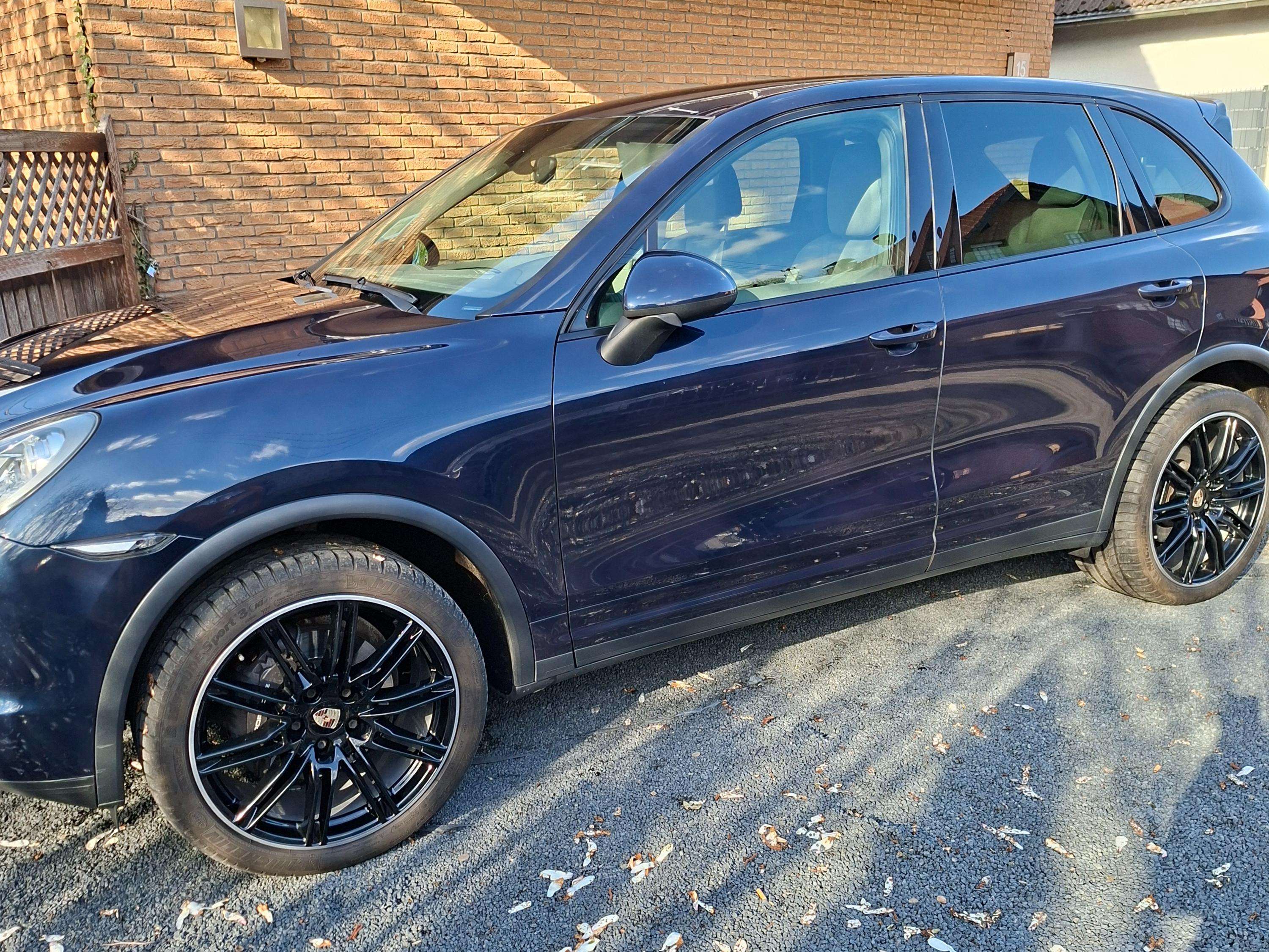 Second hand Porsche Cayenne 