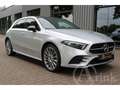 Mercedes-Benz A 250 e AMG Line Trekhaak, Apple Carplay, Panoramaschuif Zilver - thumbnail 31