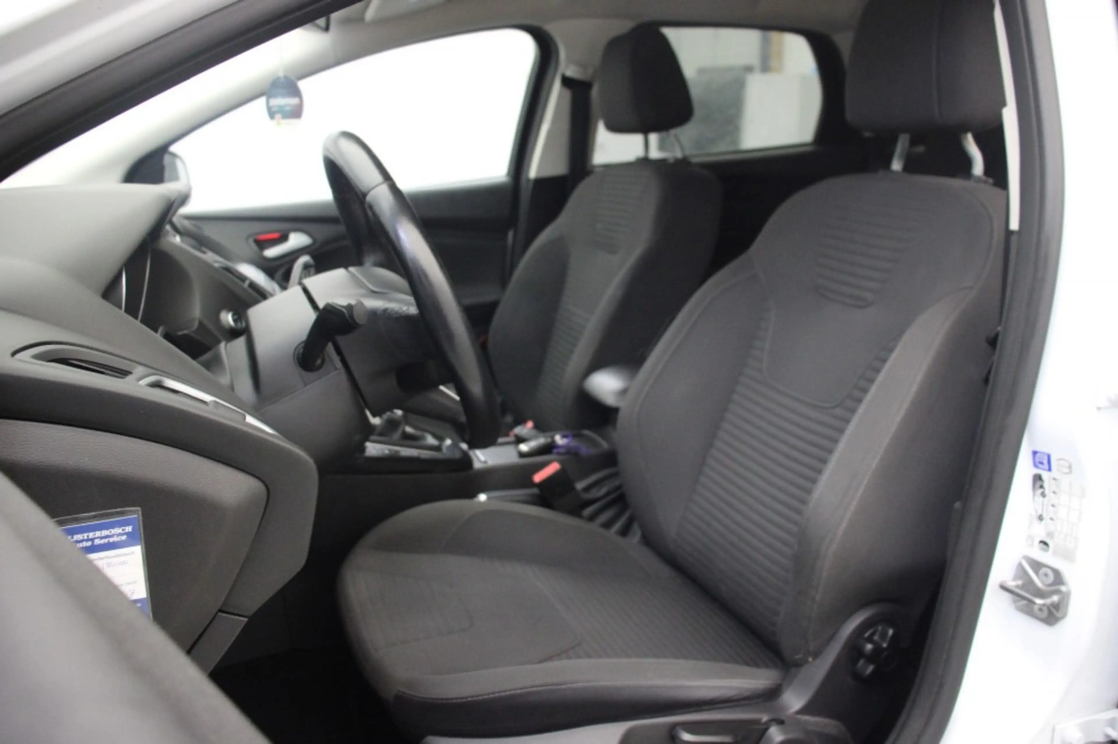 Ford Focus Wagon 1.0 Titanium - Carplay, navi, Clima, Stoelve — photo 10