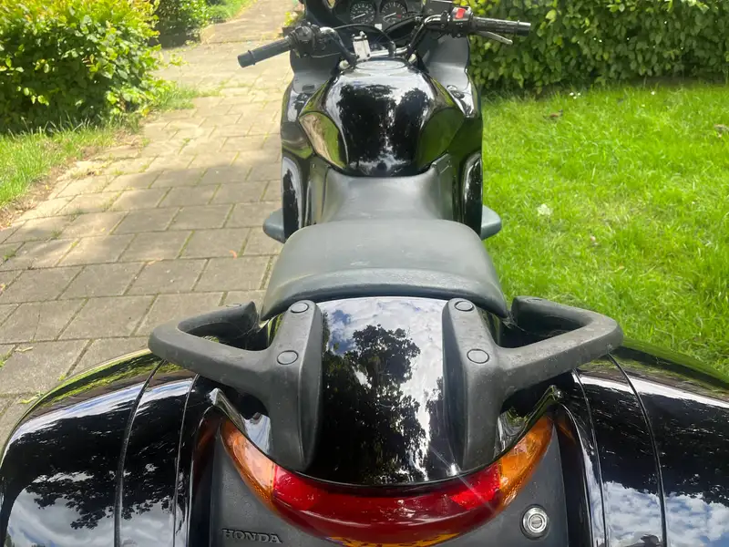 Honda NT 700 V Deauville - foto 7