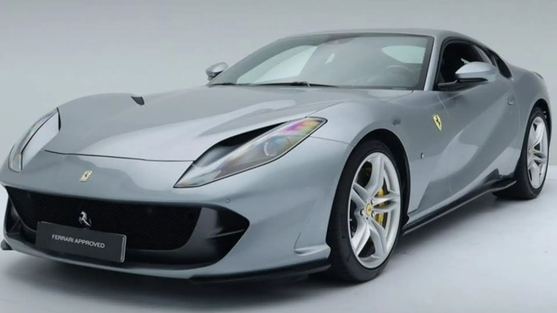 Ferrari 812 Superfast Gris - 1