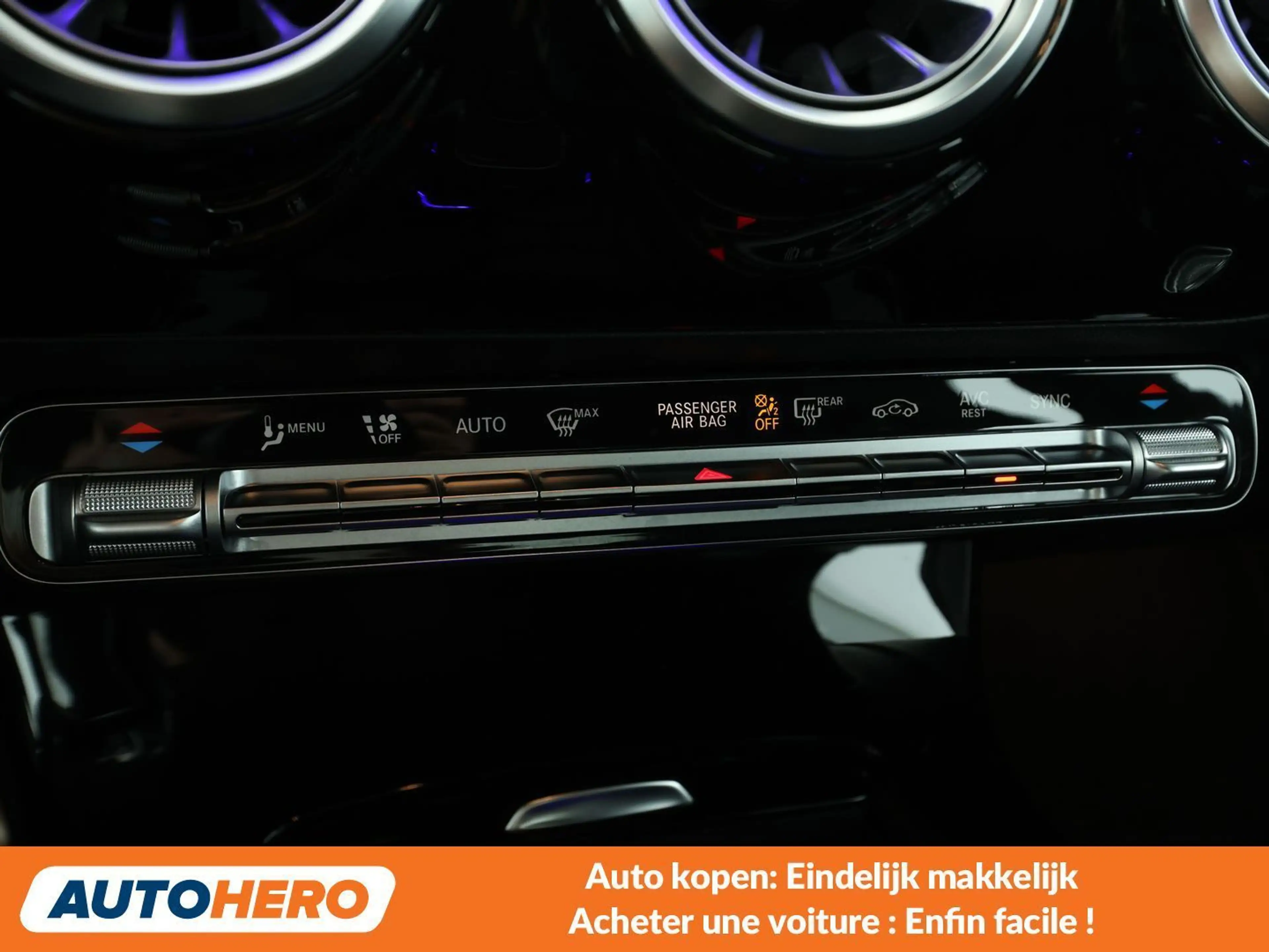 Mercedes-Benz CLA 180 CLA 180 d AMG Line — photo 13