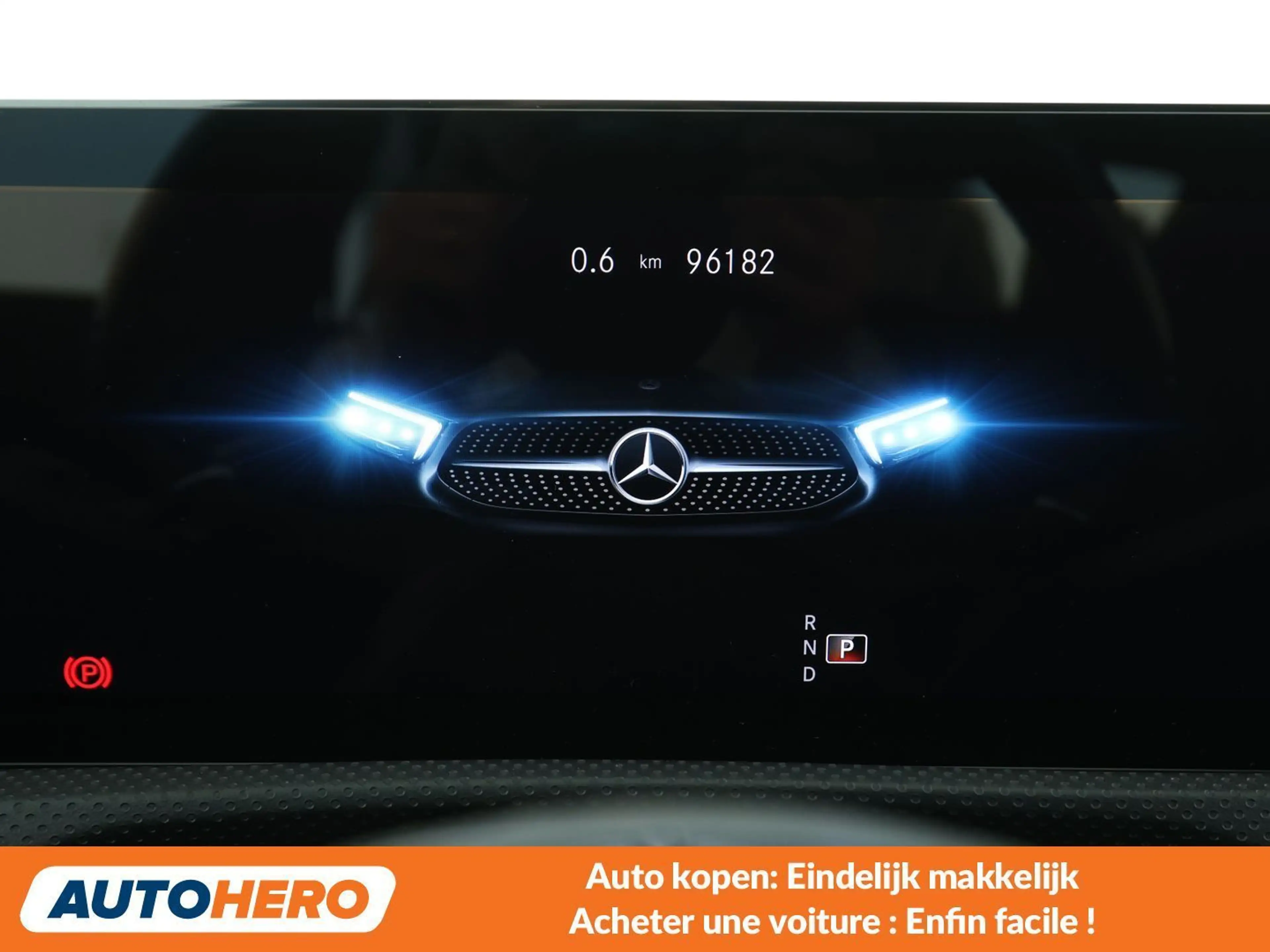Mercedes-Benz CLA 180 CLA 180 d AMG Line — photo 6