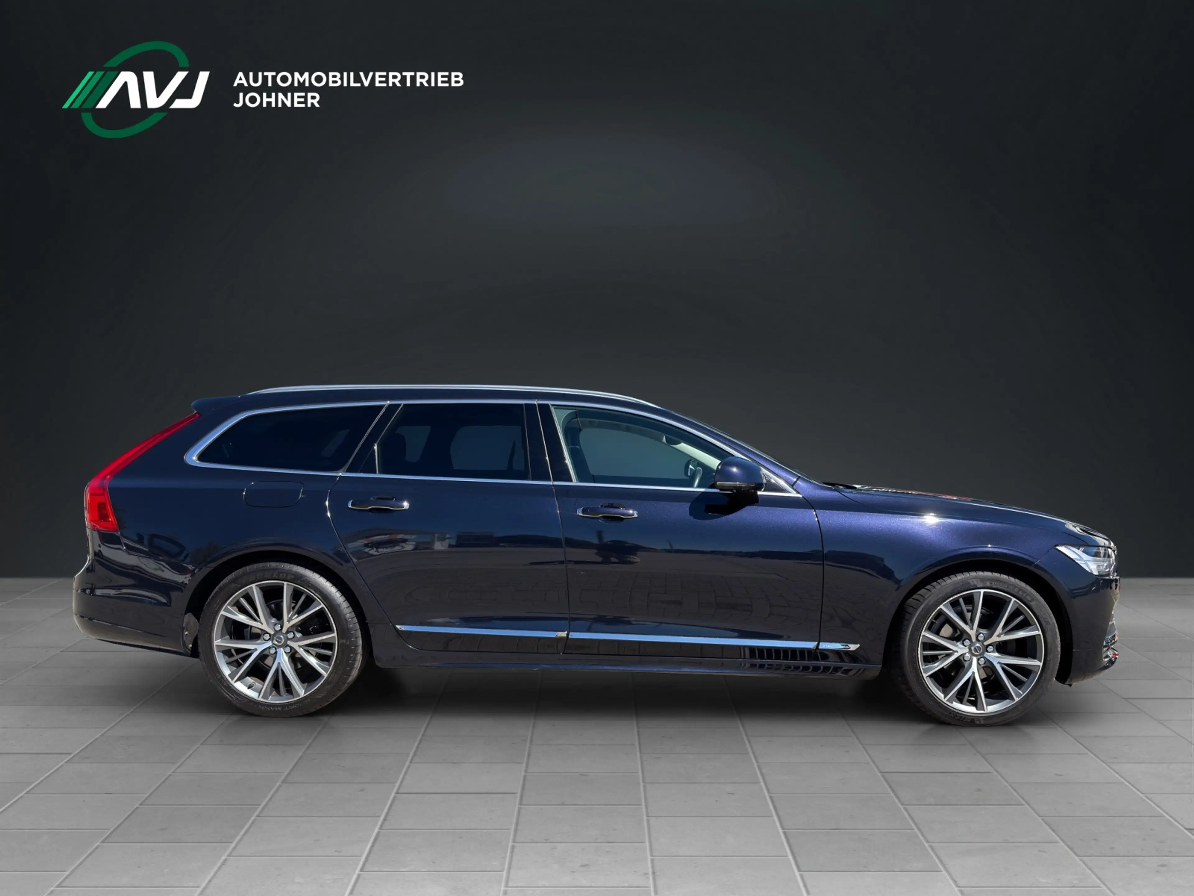 Volvo V90 Inscription D4 | LED | Sensus | Keyless — photo 6