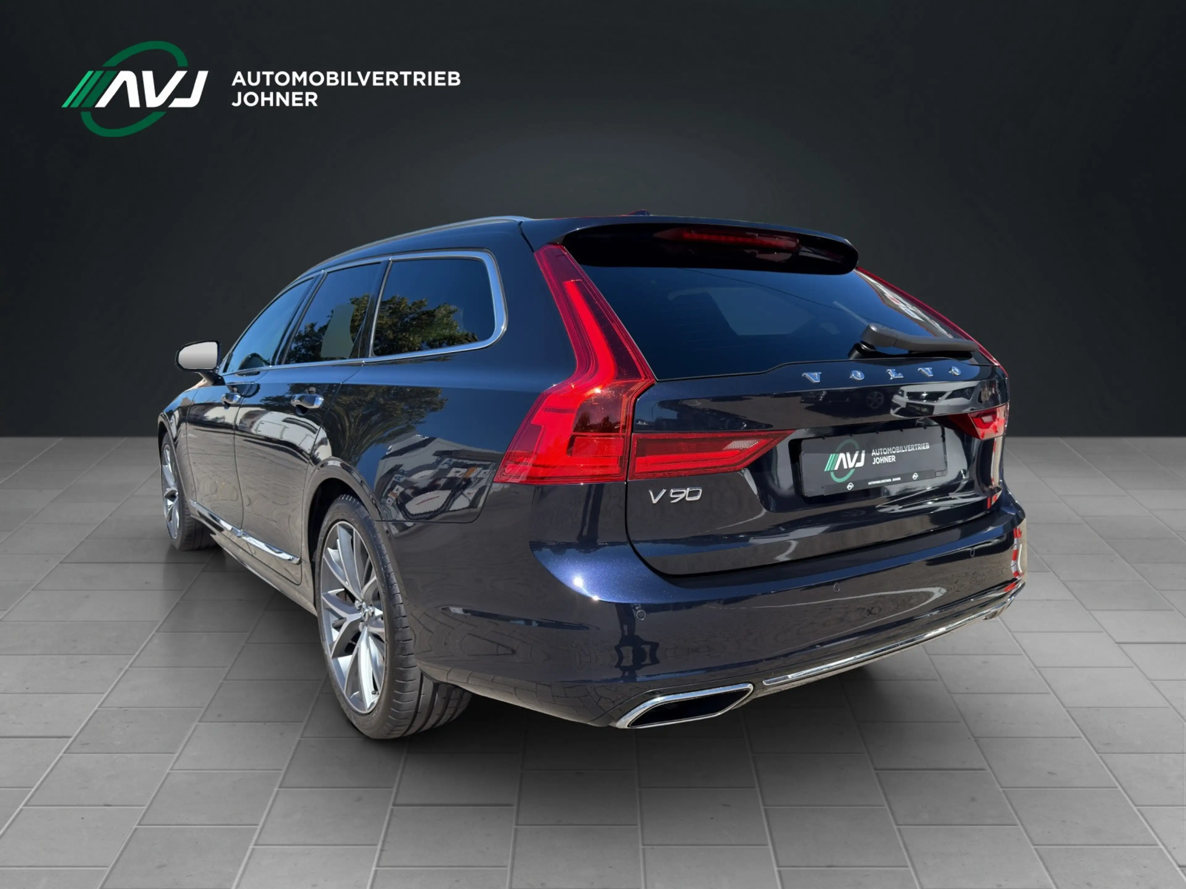 Volvo V90 Inscription D4 | LED | Sensus | Keyless — photo 3