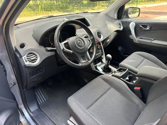 Renault Koleos view 12