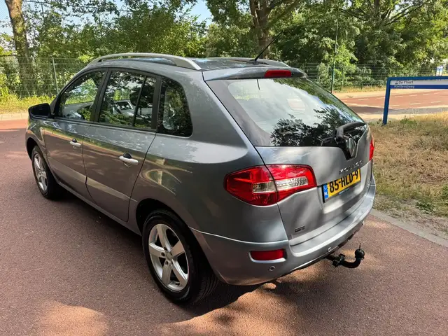 Renault Koleos view 4