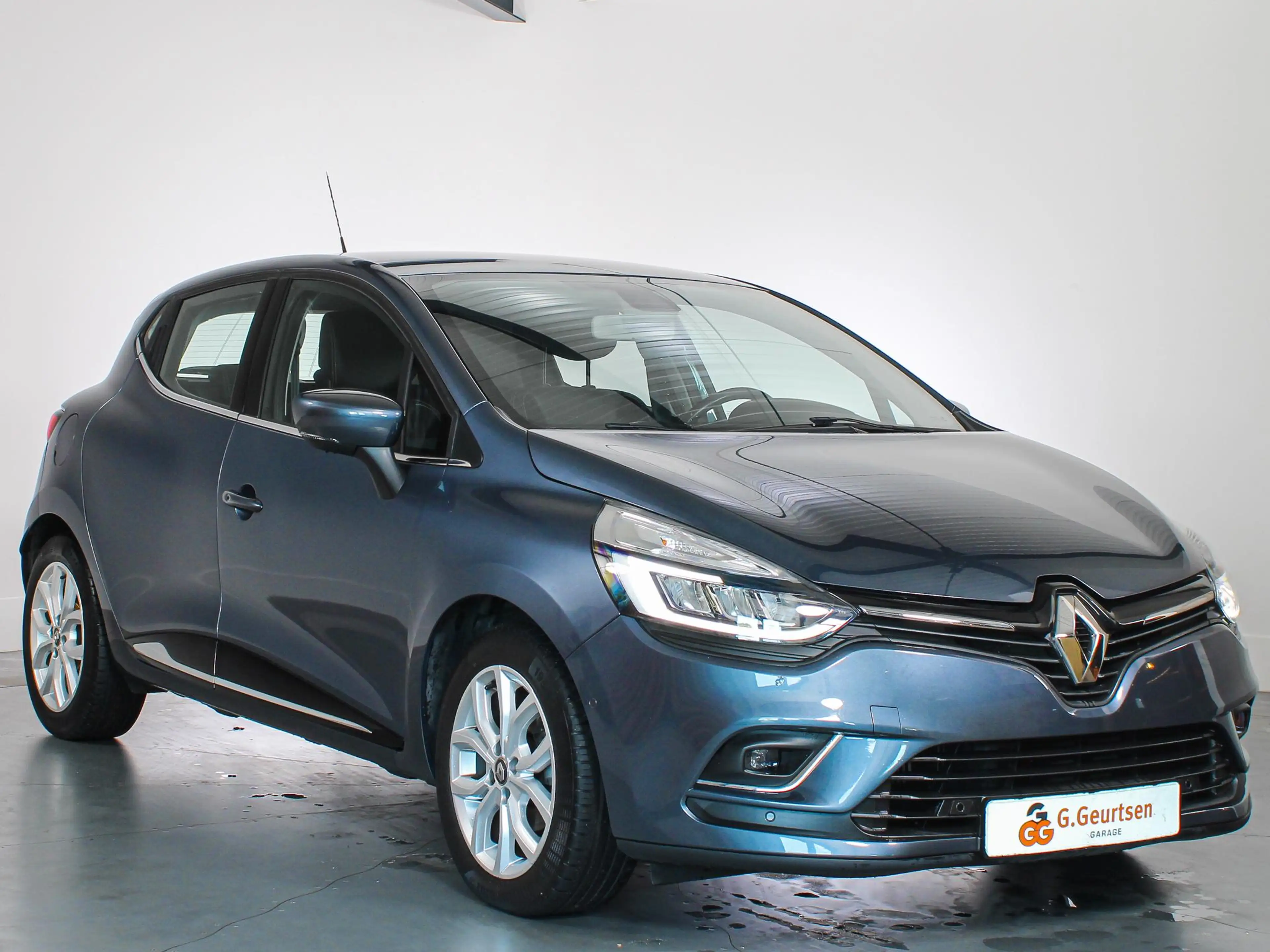 Renault Clio 0.9 TCe Intens Trekhaak, Navigatie, LED koplampen, — photo 47