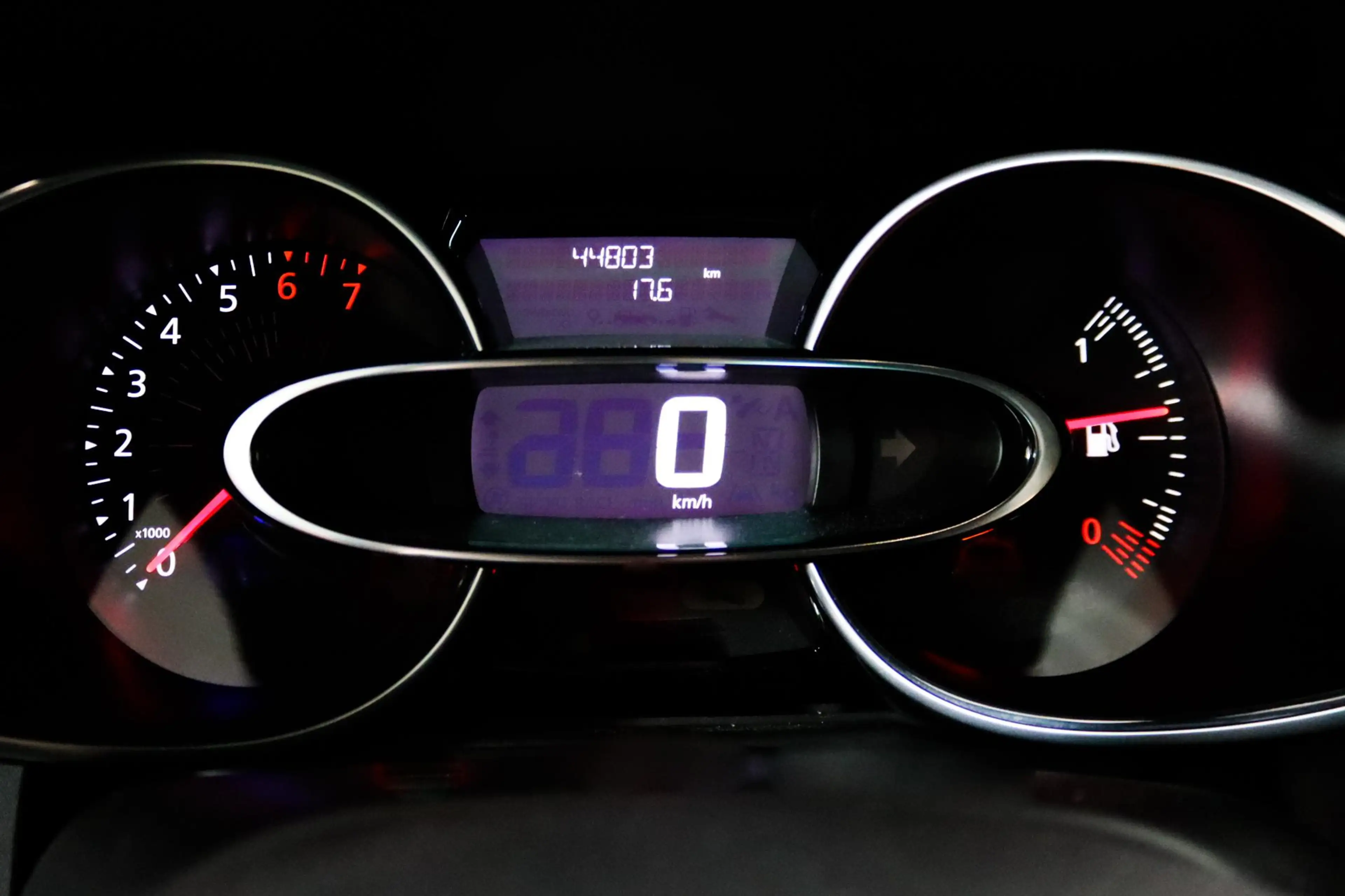 Renault Clio 0.9 TCe Intens Trekhaak, Navigatie, LED koplampen, — photo 29