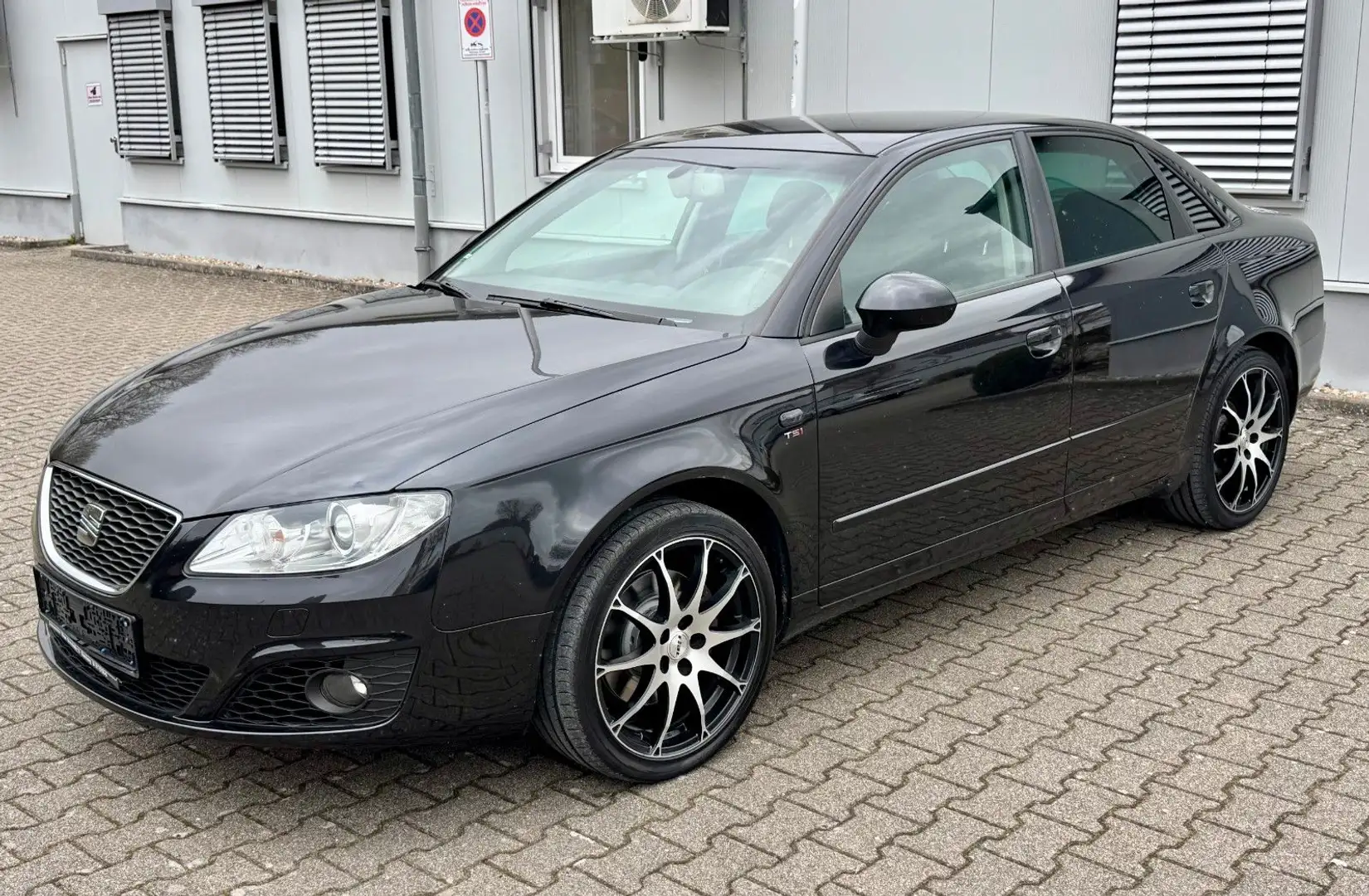 SEAT Exeo Lim. Style *TÜV NEU* Negro - 1