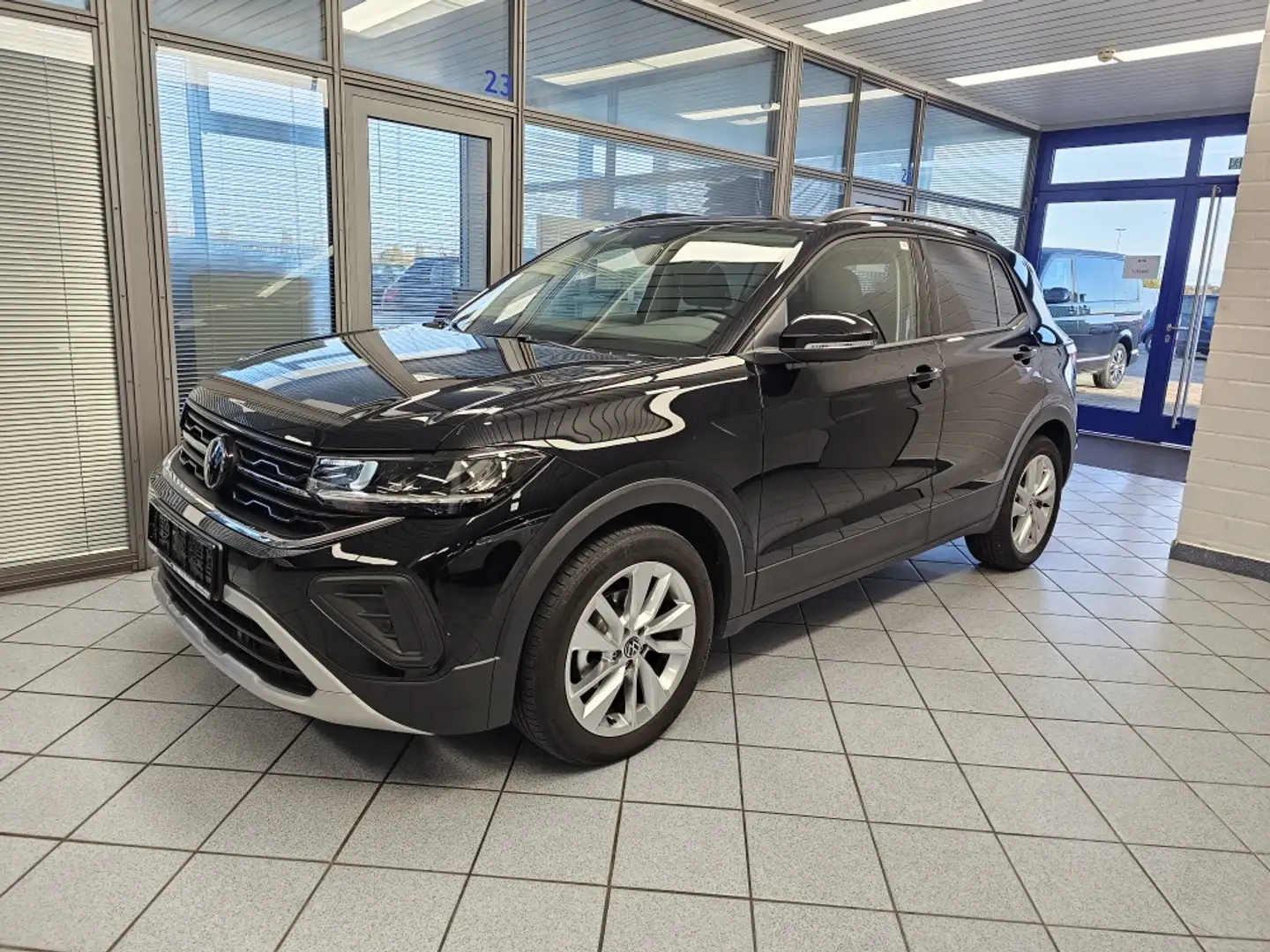 Volkswagen T-Cross Life Climatr.,Rückf.-kamera,Sitzhzg.,met Schwarz - 2