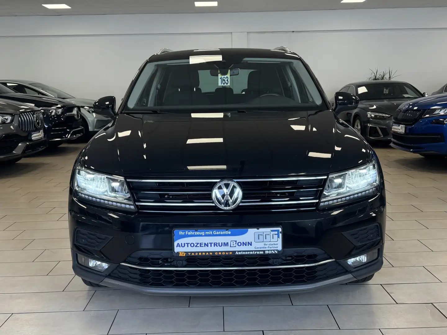 Volkswagen Tiguan 4M Highline*Active Info*AHK*LED*Navi*ACC Schwarz - 2